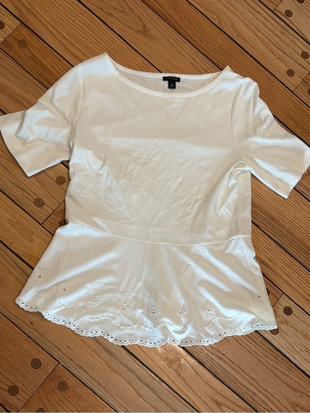 Ann Taylor White Peplum Eyelet Top size medium